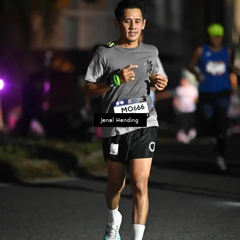 Runner Photo 7666141