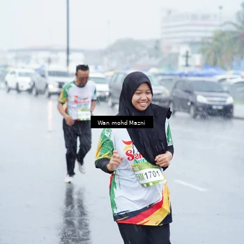 Runner Photo 7666151
