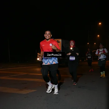 Runner Photo 7666152