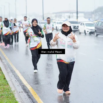 Runner Photo 7666154