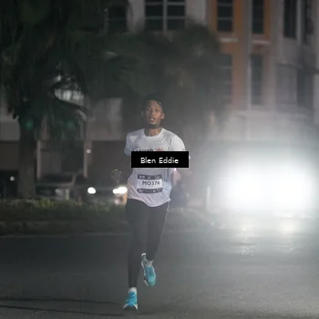 Runner Photo 7666165