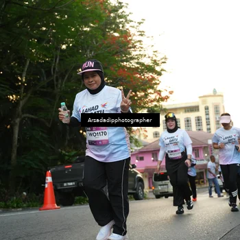 Runner Photo 7666169