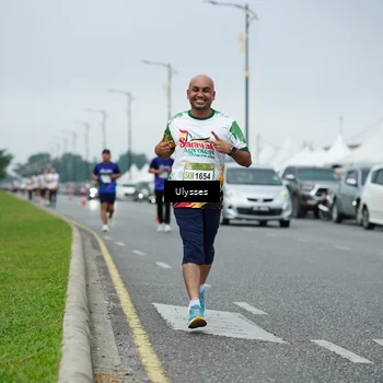 Runner Photo 7666187