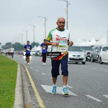 Runner Photo 7666198