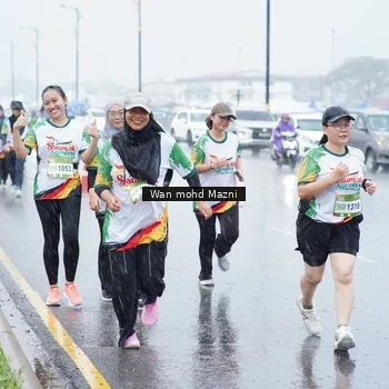 Runner Photo 7666205