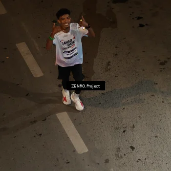 Runner Photo 7666214