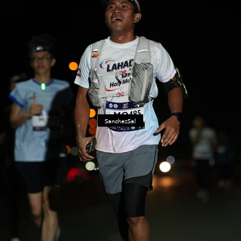 Runner Photo 7666218