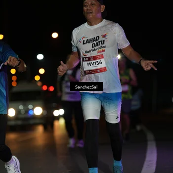 Runner Photo 7666226