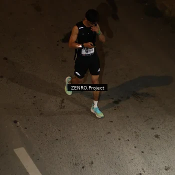 Runner Photo 7666228