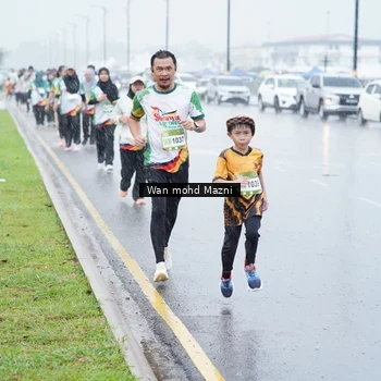 Runner Photo 7666231
