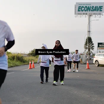 Runner Photo 7666245