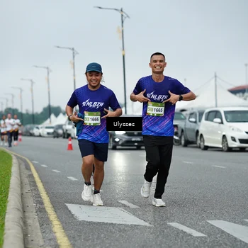 Runner Photo 7666256