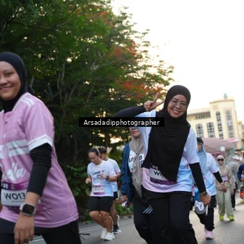 Runner Photo 7666263