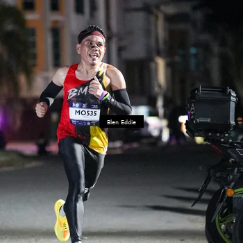 Runner Photo 7666268