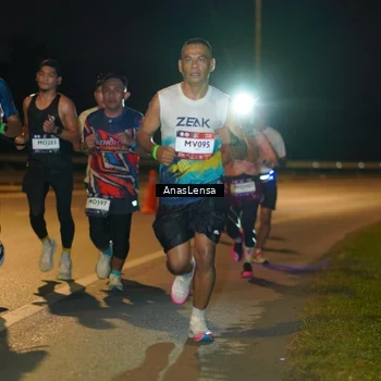 Runner Photo 7666286