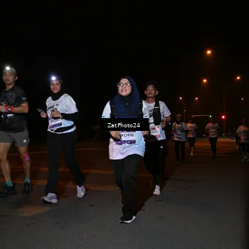 Runner Photo 7666287