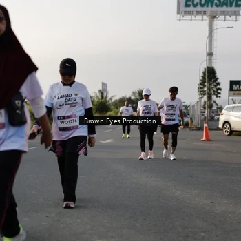 Runner Photo 7666290