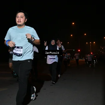 Runner Photo 7666311