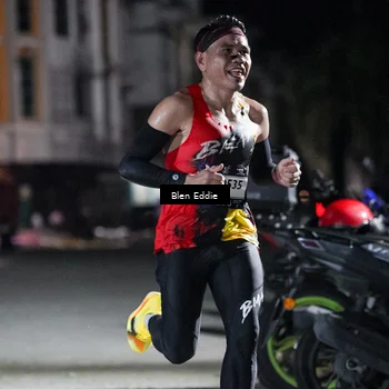 Runner Photo 7666332