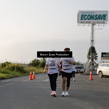 Runner Photo 7666345