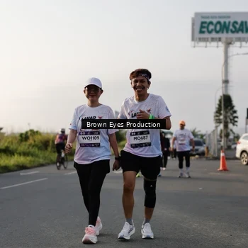 Runner Photo 7666346