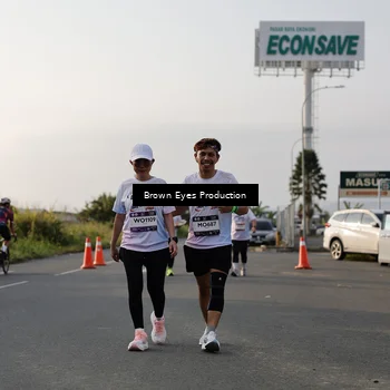 Runner Photo 7666349