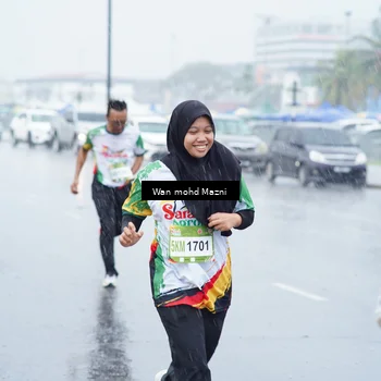 Runner Photo 7666351