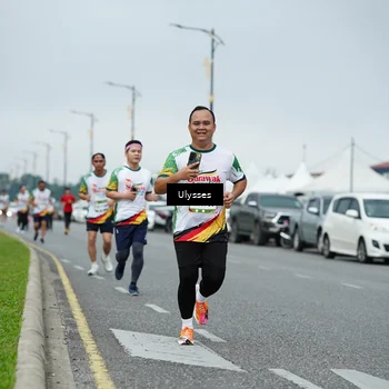 Runner Photo 7666365