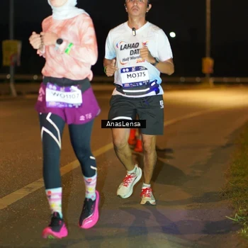Runner Photo 7666376