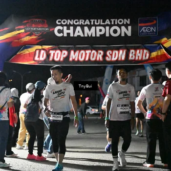 Runner Photo 7666398