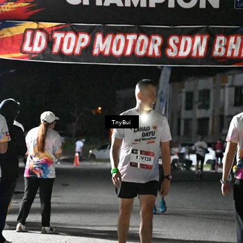 Runner Photo 7666408