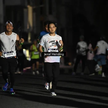 Runner Photo 7666415