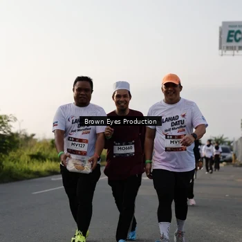 Runner Photo 7666424