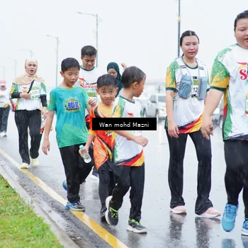 Runner Photo 7666428