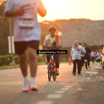 Runner Photo 7666454