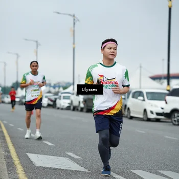 Runner Photo 7666455