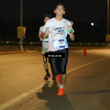Runner Photo 7666460