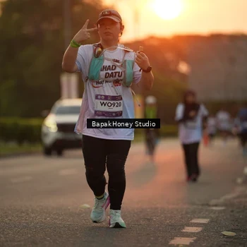 Runner Photo 7666463