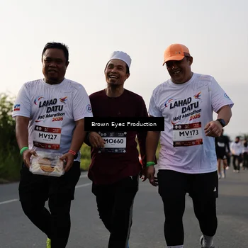 Runner Photo 7666466