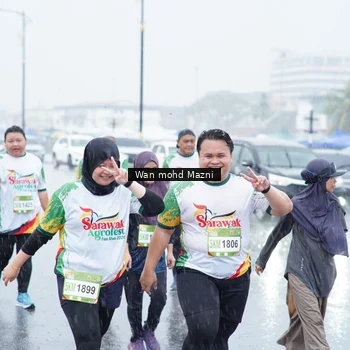 Runner Photo 7666470