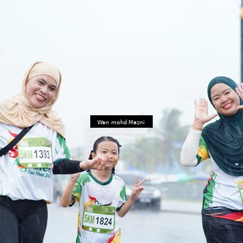 Runner Photo 7666476