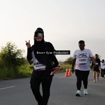 Runner Photo 7666481