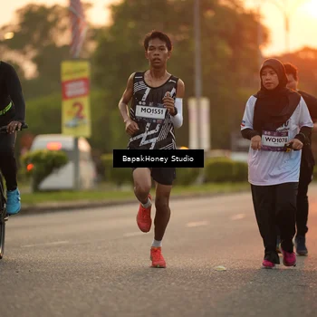 Runner Photo 7666520