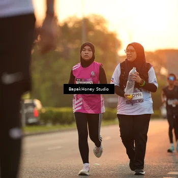 Runner Photo 7666529