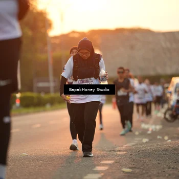 Runner Photo 7666540