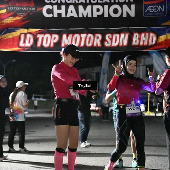 Runner Photo 7666545