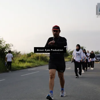 Runner Photo 7666555