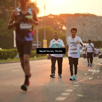Runner Photo 7666569