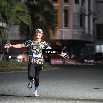 Runner Photo 7666590