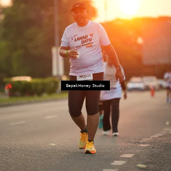 Runner Photo 7666593